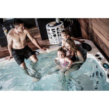 Плавательный спа-бассейн Vortex Spas Aqualounge